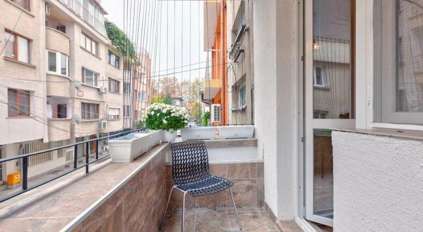 Апартамент Frendship Apartment Бургас Екстериор снимка